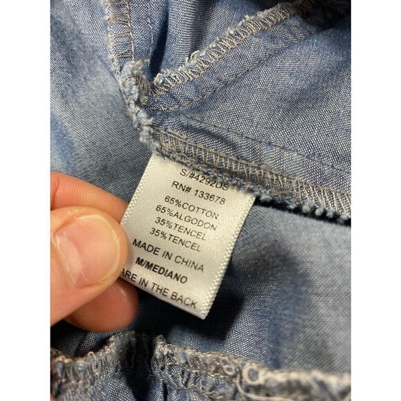 Love Tree Denim Chambray Cold Shoulder Faux Wrap Dress Size Medium - Picture 6 of 7